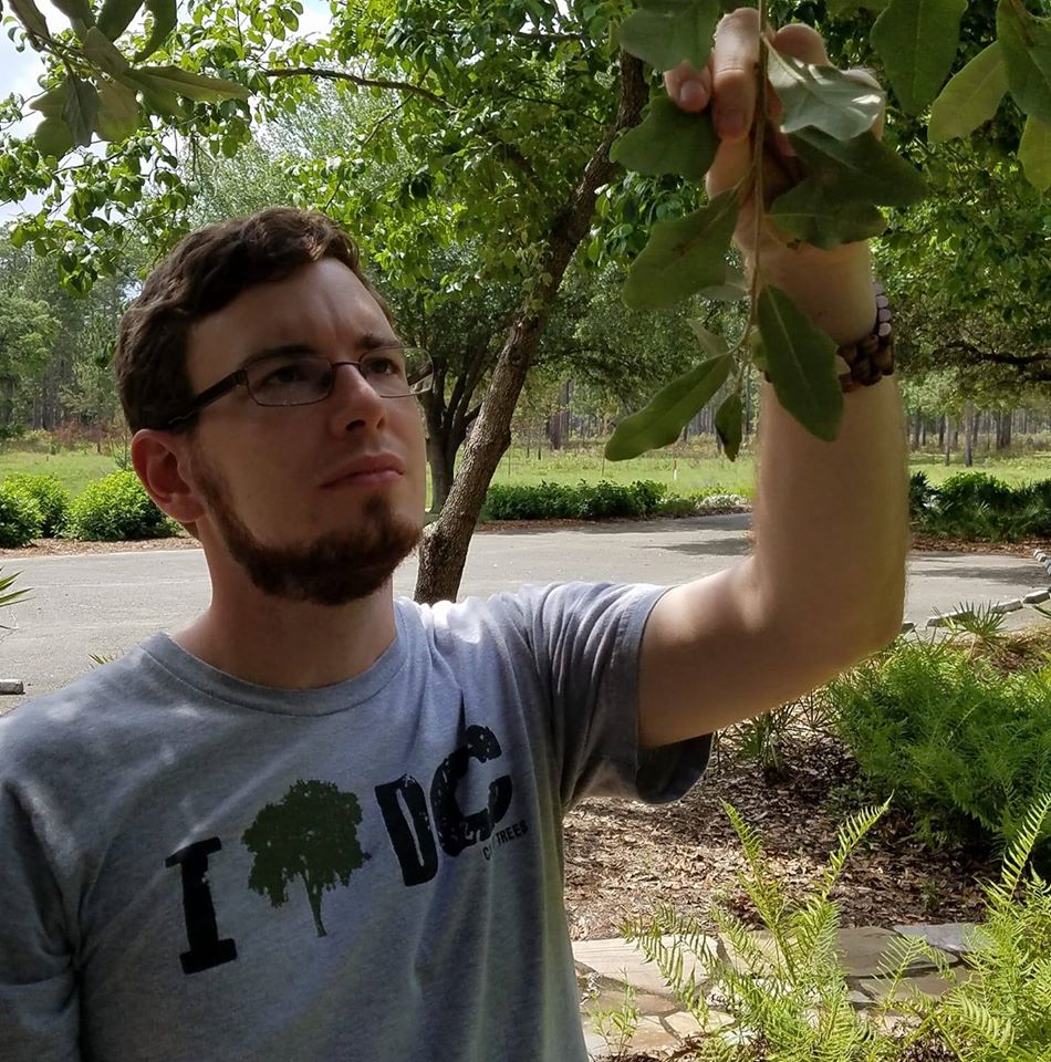Sean Reynolds IDs trees at the Jones Center